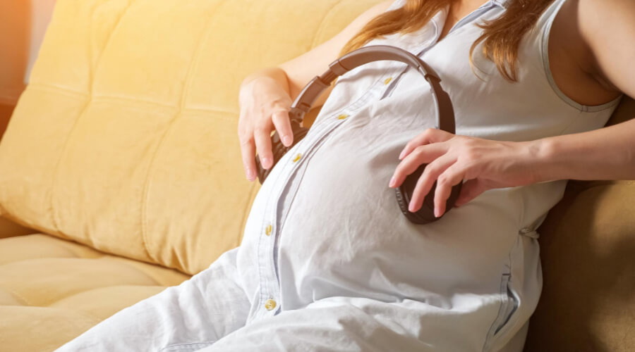 Is It OK To Play Music To Your Baby In The Womb
